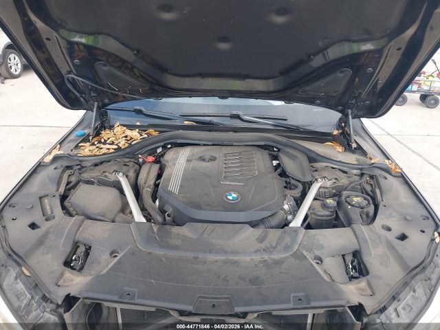 WBA7T2C03MCG03803 BMW 740I
