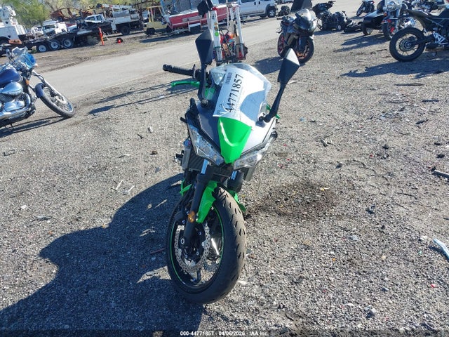 2024 Kawasaki Ex650 P მანქანა იყიდება აუქციონზე, vin: ML5EXEP15RDAB7064, აუქციონის ნომერი: 44771857