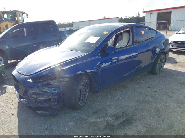 Продаж на аукціоні авто 2025 Tesla Model Y Long Range Dual Motor All-wheel Drive, vin: 7SAYGDEE2SA339227, номер лоту: 44771858
