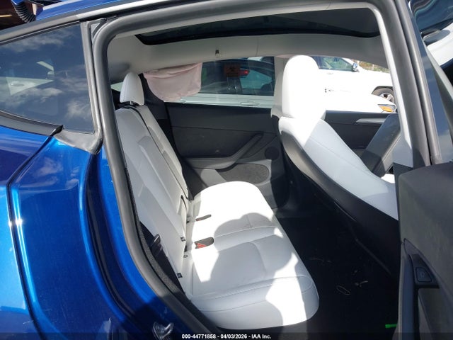 Продаж на аукціоні авто 2025 Tesla Model Y Long Range Dual Motor All-wheel Drive, vin: 7SAYGDEE2SA339227, номер лоту: 44771858