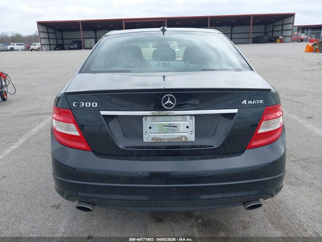 44771902 :رقم المزاد ، WDDGF8BB9BR186975 vin ، 2011 Mercedes-benz C 300 Sport 4matic مزاد بيع