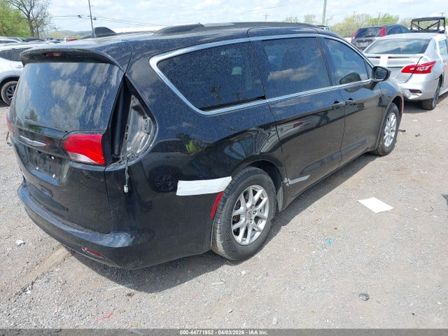 44771952 :رقم المزاد ، 2C4RC1DG7MR515181 vin ، 2021 Chrysler Voyager Lxi مزاد بيع