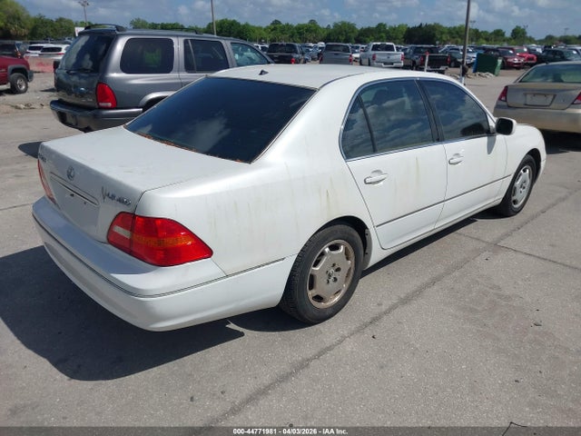 2002 LEXUS LS 430 JTHBN30F720078907 Photo 3