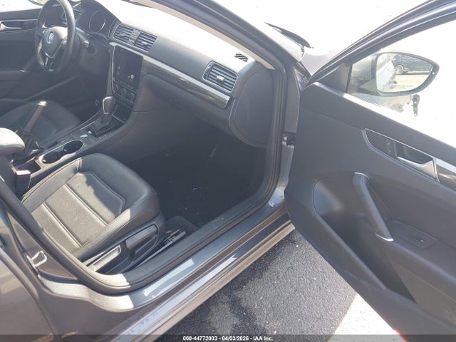 2018 Volkswagen Passat 2.0t Se მანქანა იყიდება აუქციონზე, vin: 1VWBA7A36JC010424, აუქციონის ნომერი: 44772003