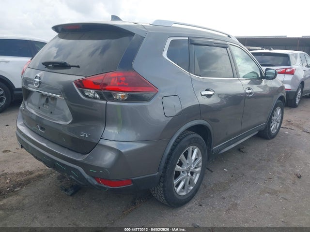 44772012 :رقم المزاد ، KNMAT2MT2JP573728 vin ، 2018 Nissan Rogue Sv مزاد بيع
