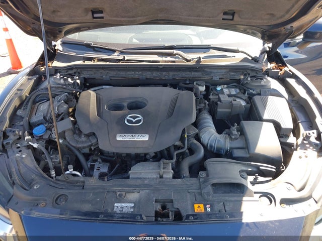 44772029 :رقم المزاد ، JM1GL1XY7J1321665 vin ، 2018 Mazda Mazda6 Signature مزاد بيع