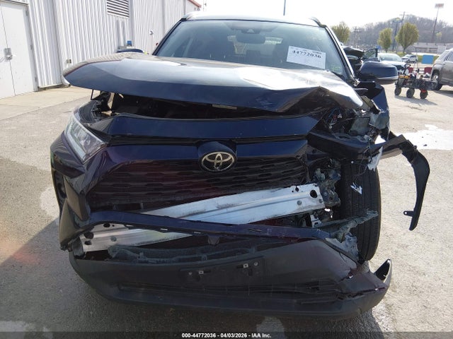 Aukcja sprzedaży 2021 Toyota Rav4 Xle, vin: 2T3P1RFV0MW233302, numer aukcji: 44772036