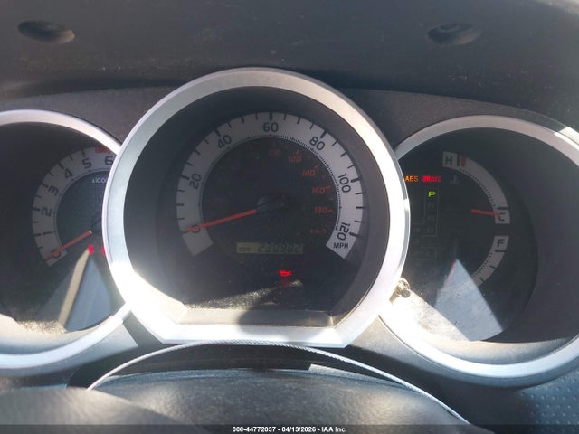 2014 Toyota Tacoma Prerunner V6 მანქანა იყიდება აუქციონზე, vin: 5TFTU4GN7EX055439, აუქციონის ნომერი: 44772037