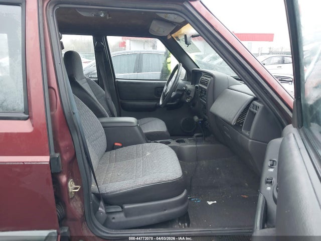 Продажа на аукционе авто 2001 Jeep Cherokee Sport, vin: 1J4FF48S71L538369, номер лота: 44772070