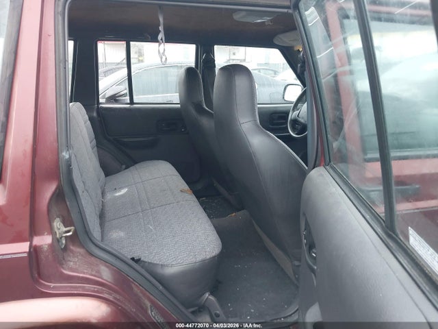 Продажа на аукционе авто 2001 Jeep Cherokee Sport, vin: 1J4FF48S71L538369, номер лота: 44772070