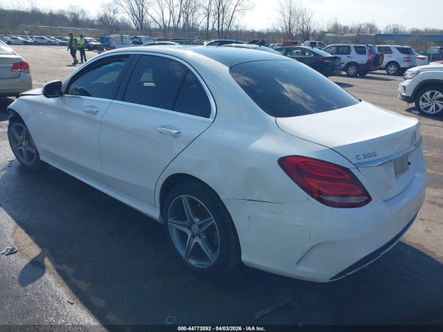 Aukcja sprzedaży 2015 Mercedes-benz C 300 Sport 4matic, vin: 55SWF4KB9FU009061, numer aukcji: 44772092