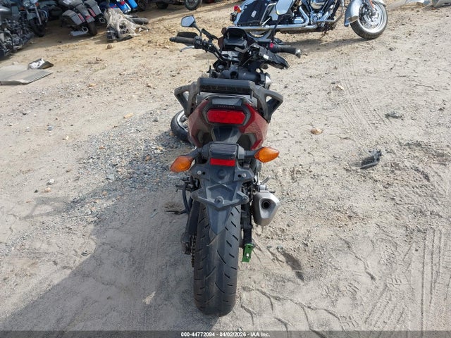 JH2RC8703HK100085 Honda NC700X