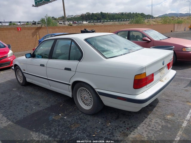 1995 Bmw 525 I Automatic მანქანა იყიდება აუქციონზე, vin: WBAHD6323SGK49424, აუქციონის ნომერი: 44772113