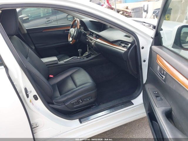 Продаж на аукціоні авто 2013 Lexus Es 300h, vin: JTHBW1GG3D2015083, номер лоту: 44772114