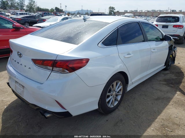 5NPE24AF6JH697723 Hyundai SONATA SE