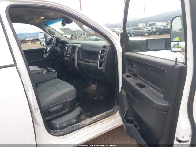 44772147 :رقم المزاد ، 3C7WR5HT6FG659400 vin ، 2015 Ram 2500 Tradesman مزاد بيع