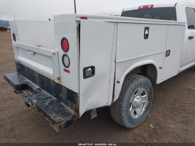 44772147 :رقم المزاد ، 3C7WR5HT6FG659400 vin ، 2015 Ram 2500 Tradesman مزاد بيع