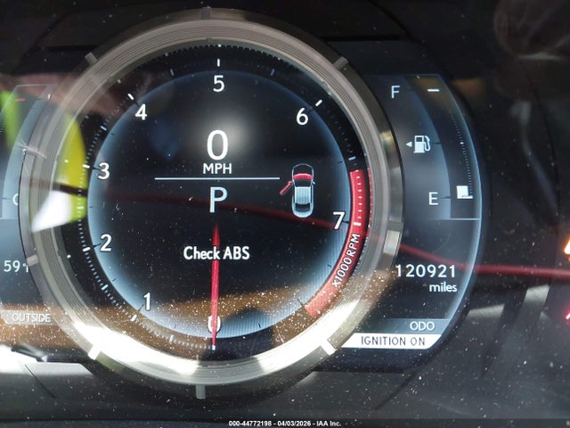 44772198 :رقم المزاد ، JTHSE5BC6F5004112 vin ، 2015 Lexus Rc 350 مزاد بيع