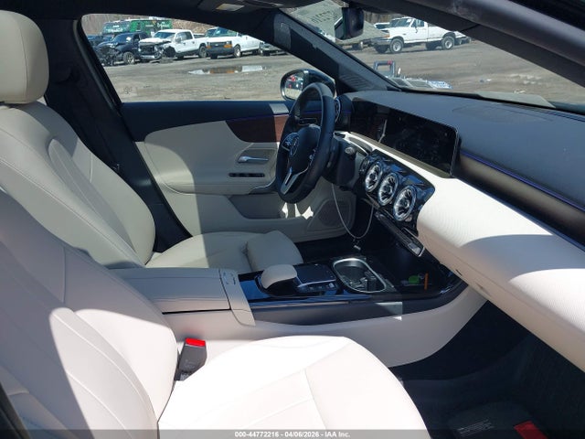 Продажа на аукционе авто 2022 Mercedes-benz A 220 4matic, vin: W1K3G4FB9NJ374414, номер лота: 44772216