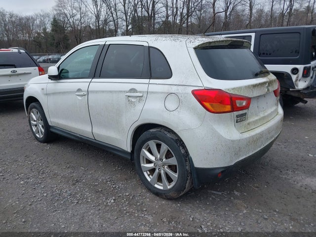 Продажа на аукционе авто 2015 Mitsubishi Outlander Sport Es, vin: 4A4AR3AU0FE020718, номер лота: 44772266
