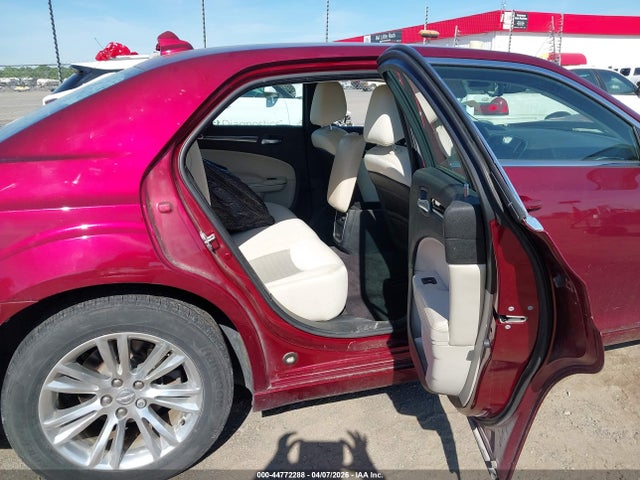 44772288 :رقم المزاد ، 2C3CCAAG7JH292012 vin ، 2018 Chrysler 300 Touring مزاد بيع