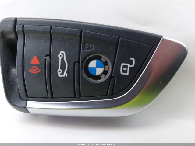 3MW5R1J08N8C36258 BMW 330I