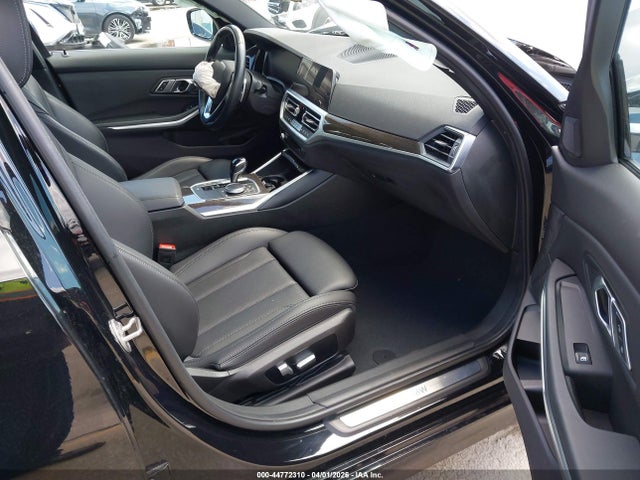 3MW5R1J08N8C36258 BMW 330I