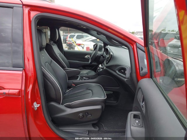 Продажа на аукционе авто 2026 Chrysler Pacifica Limited, vin: 2C4RC1GG0TR161448, номер лота: 44772326