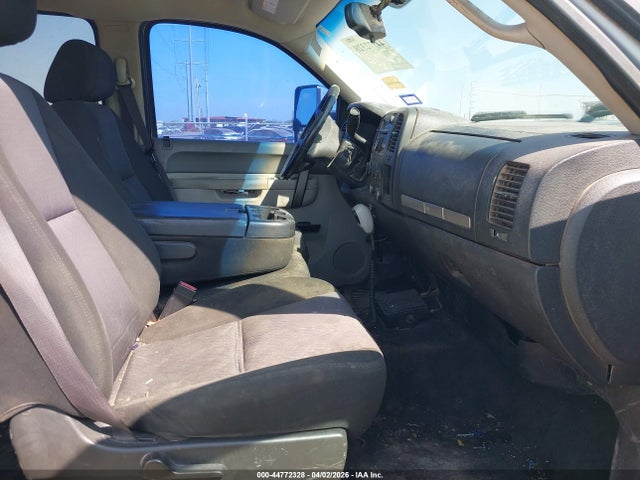 2011 CHEVROLET SILVERADO 2500HD 1GC1KXCG4BF161192 Photo 4