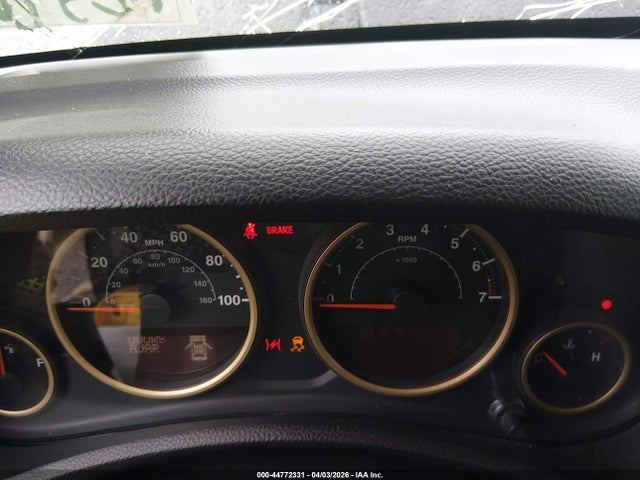 2014 Jeep Wrangler Unlimited Dragon Edition მანქანა იყიდება აუქციონზე, vin: 1C4BJWEG4EL147460, აუქციონის ნომერი: 44772331