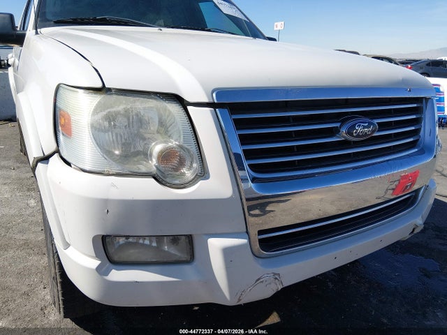 44772337 :رقم المزاد ، 1FMEU63E28UB24114 vin ، 2008 Ford Explorer Xlt مزاد بيع
