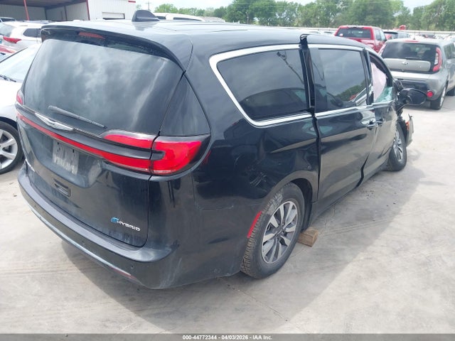 2024 CHRYSLER PACIFICA HYBRID 2C4RC1S76RR137817 Photo 3