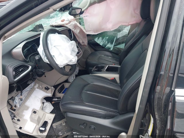 2024 CHRYSLER PACIFICA HYBRID 2C4RC1S76RR137817 Photo 4