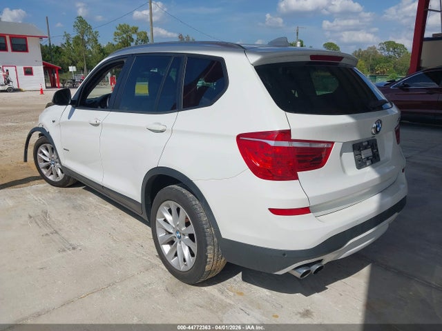 2017 BMW X3 5UXWZ7C3XH0V86957 Photo 2
