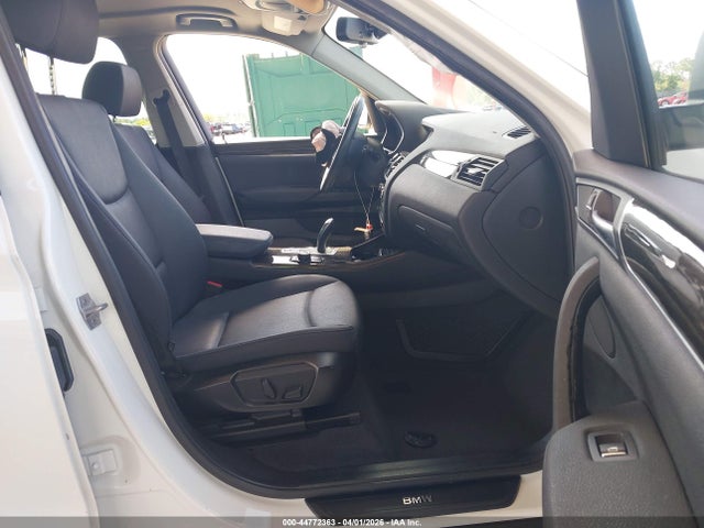 2017 BMW X3 5UXWZ7C3XH0V86957 Photo 4