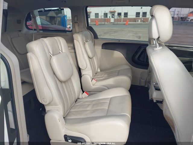 Продаж на аукціоні авто 2013 Chrysler Town & Country Touring-l, vin: 2C4RC1CG7DR745823, номер лоту: 44772371