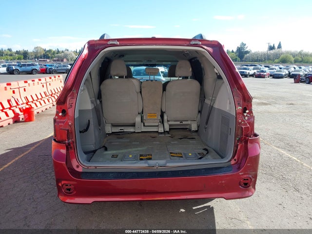 44772438 :رقم المزاد ، 5TDKK3DC4CS199760 vin ، 2012 Toyota Sienna Le V6 8 Passenger مزاد بيع