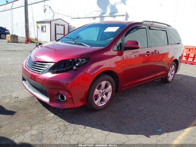 44772438 :رقم المزاد ، 5TDKK3DC4CS199760 vin ، 2012 Toyota Sienna Le V6 8 Passenger مزاد بيع