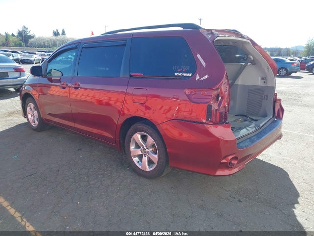 44772438 :رقم المزاد ، 5TDKK3DC4CS199760 vin ، 2012 Toyota Sienna Le V6 8 Passenger مزاد بيع