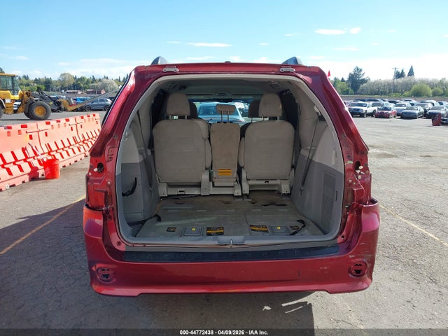 44772438 :رقم المزاد ، 5TDKK3DC4CS199760 vin ، 2012 Toyota Sienna Le V6 8 Passenger مزاد بيع