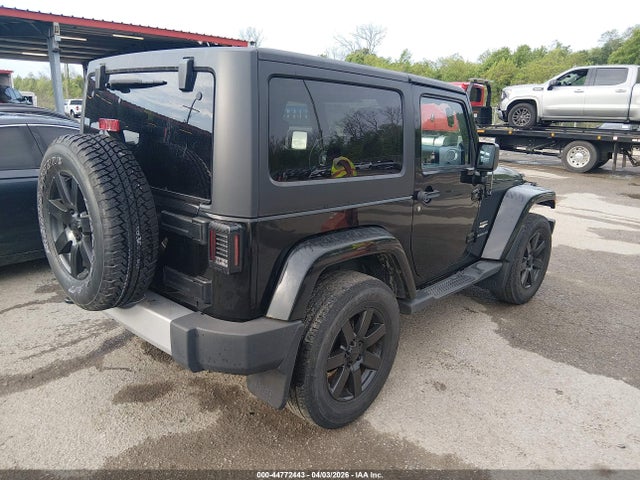 44772443 :رقم المزاد ، 1C4AJWBG2EL307318 vin ، 2014 Jeep Wrangler Sahara مزاد بيع