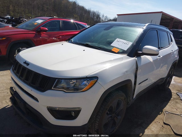 44772452 :رقم المزاد ، 3C4NJDBB6LT173795 vin ، 2020 Jeep Compass Altitude 4x4 مزاد بيع