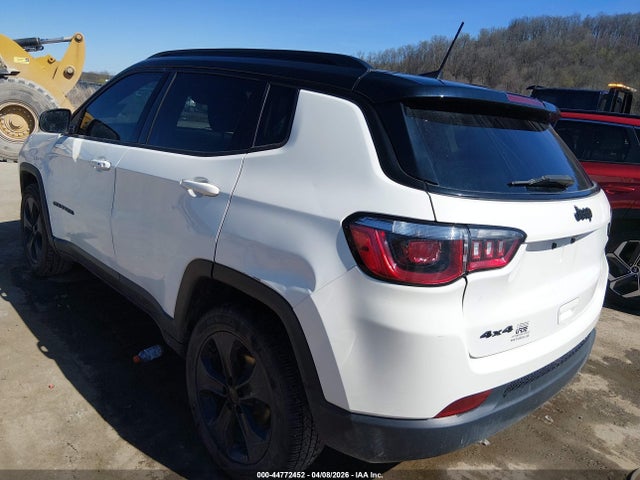 44772452 :رقم المزاد ، 3C4NJDBB6LT173795 vin ، 2020 Jeep Compass Altitude 4x4 مزاد بيع
