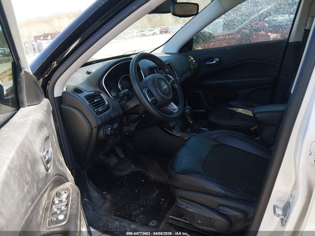 44772452 :رقم المزاد ، 3C4NJDBB6LT173795 vin ، 2020 Jeep Compass Altitude 4x4 مزاد بيع
