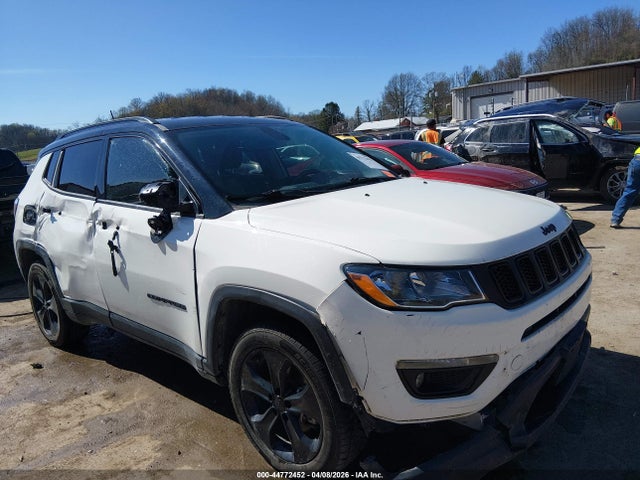 44772452 :رقم المزاد ، 3C4NJDBB6LT173795 vin ، 2020 Jeep Compass Altitude 4x4 مزاد بيع