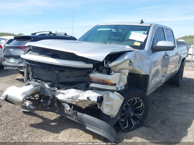 44772455 :رقم المزاد ، 3GCUKREC9JG400459 vin ، 2018 Chevrolet Silverado 1500 2lt مزاد بيع
