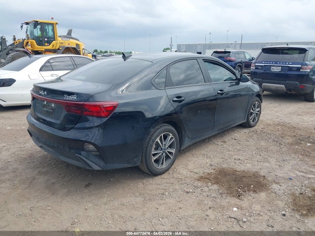 44772476 :رقم المزاد ، 3KPF24AD1RE839978 vin ، 2024 Kia Forte Lxs مزاد بيع