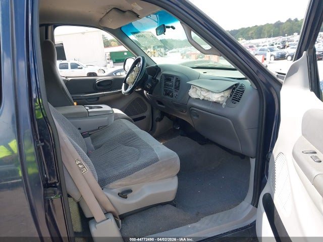 44772490 :رقم المزاد ، 1FTRX17L1XNA89146 vin ، 1999 Ford F-150 Lariat/xl/xlt مزاد بيع