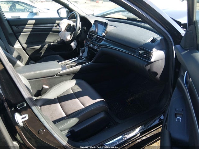 1HGCV1F36NA015403 Honda Accord Sport