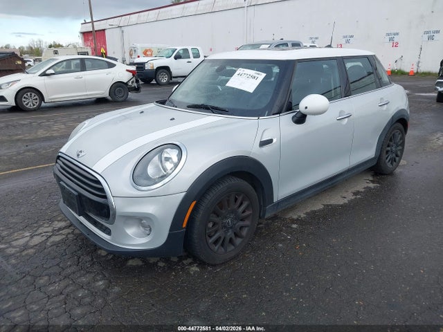 2016 MINI HARDTOP WMWXU1C52G2D10620 Photo 1